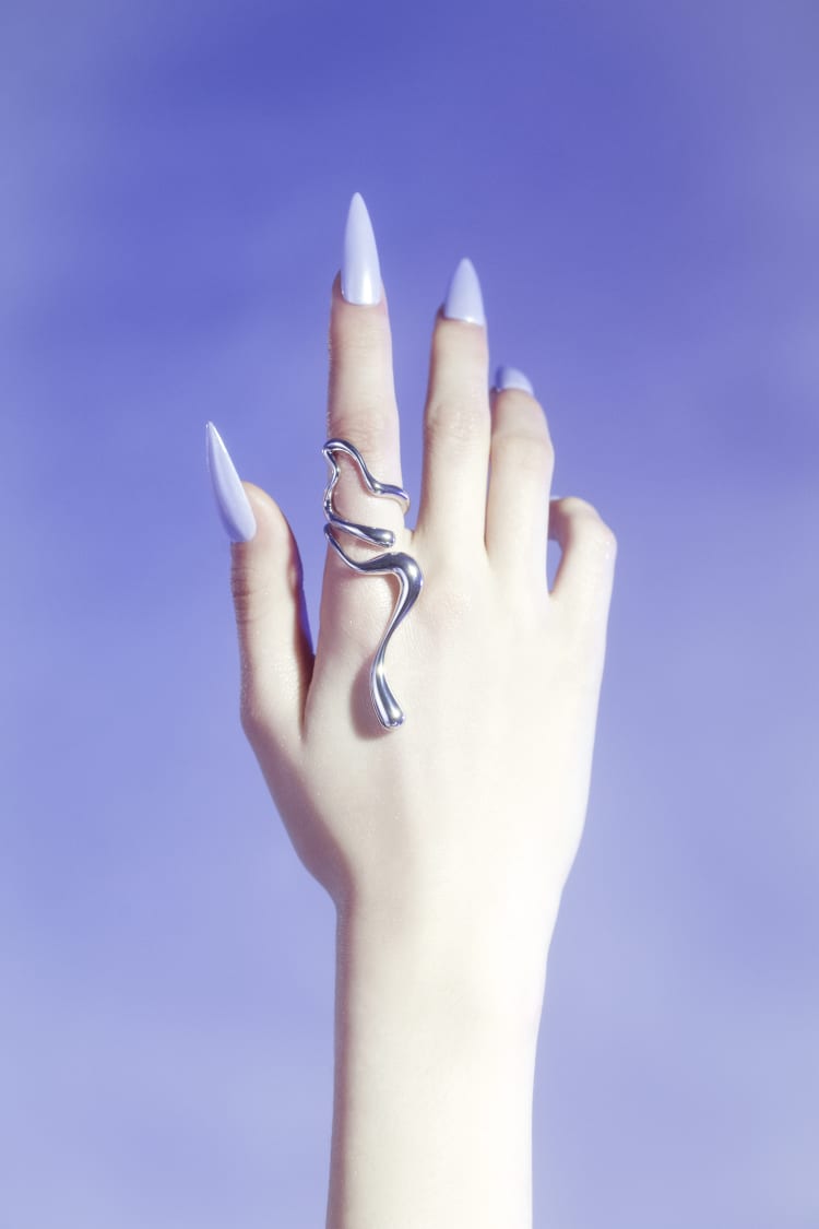 Grande Anello Liquido in Argento