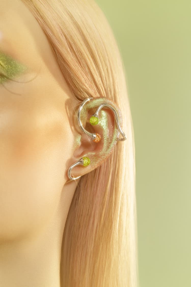 Ear climber in argento con cristalli di topazio e opale
