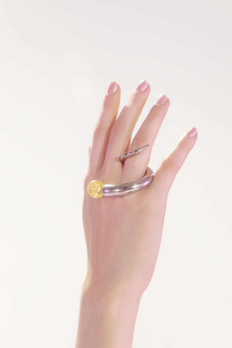 Anello in argento con quarzo