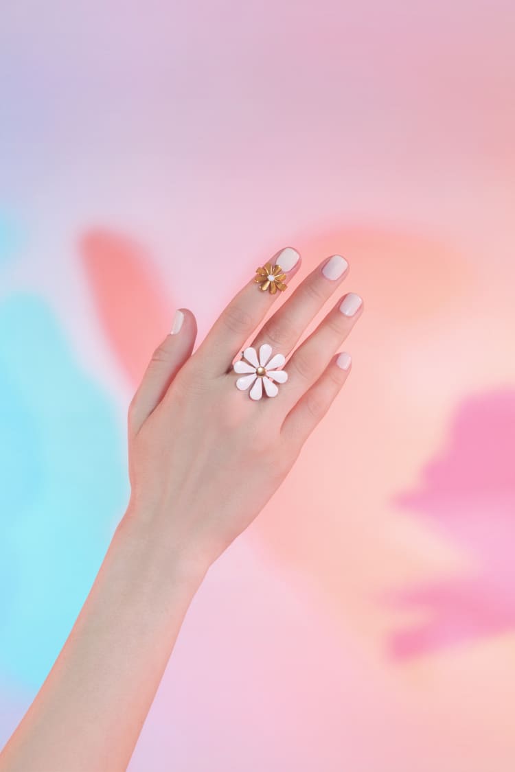 Set di anelli floreali in oro