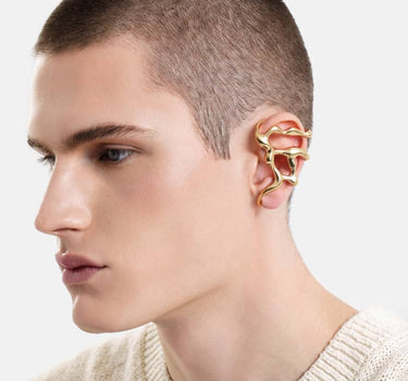 earcuff liquido in oro per l’intero orecchio