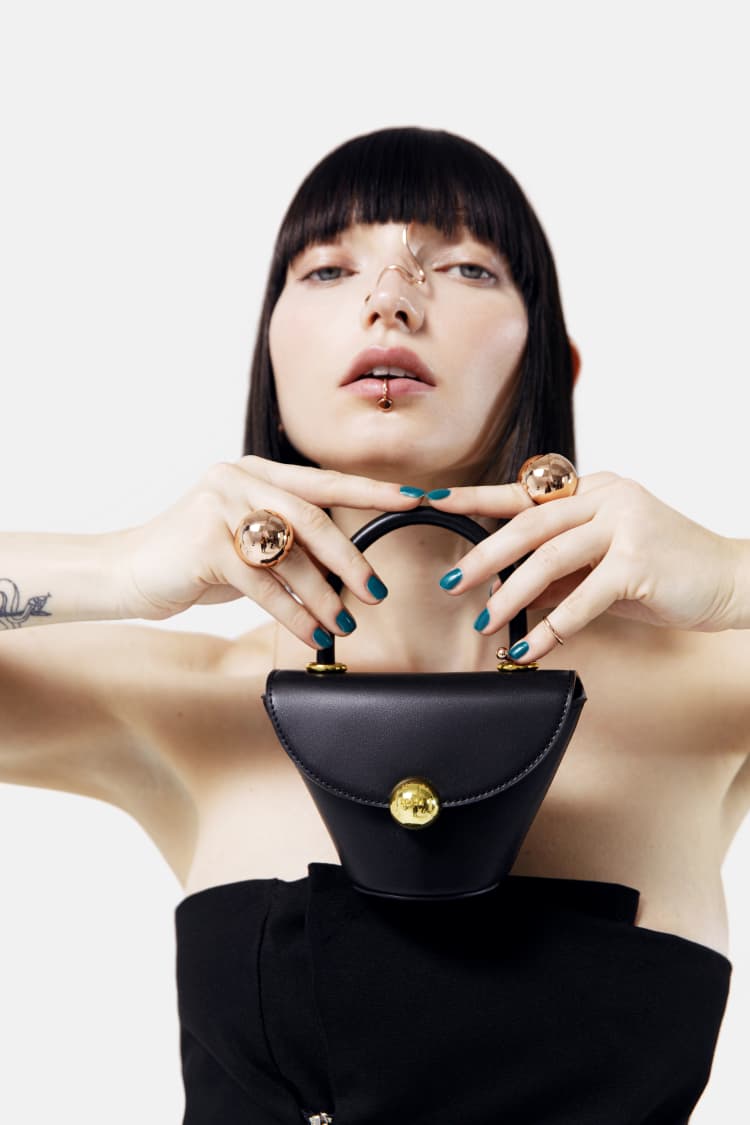 Mini borsa nera firmata