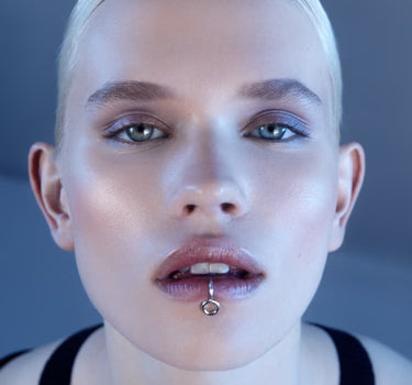 Lip cuff in argento