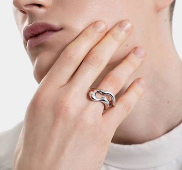 anello a forma libera in argento