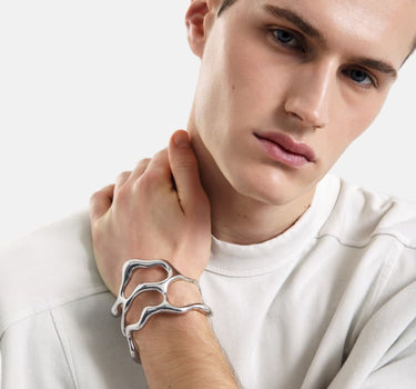 bracciale audace asimmetrico in argento