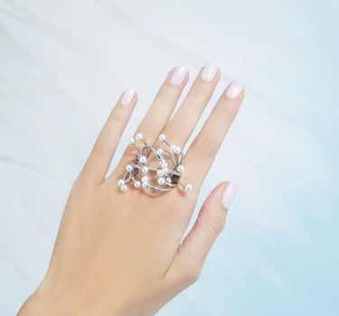 Anello in argento con mini perle