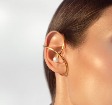 Ear cuff in oro con perla