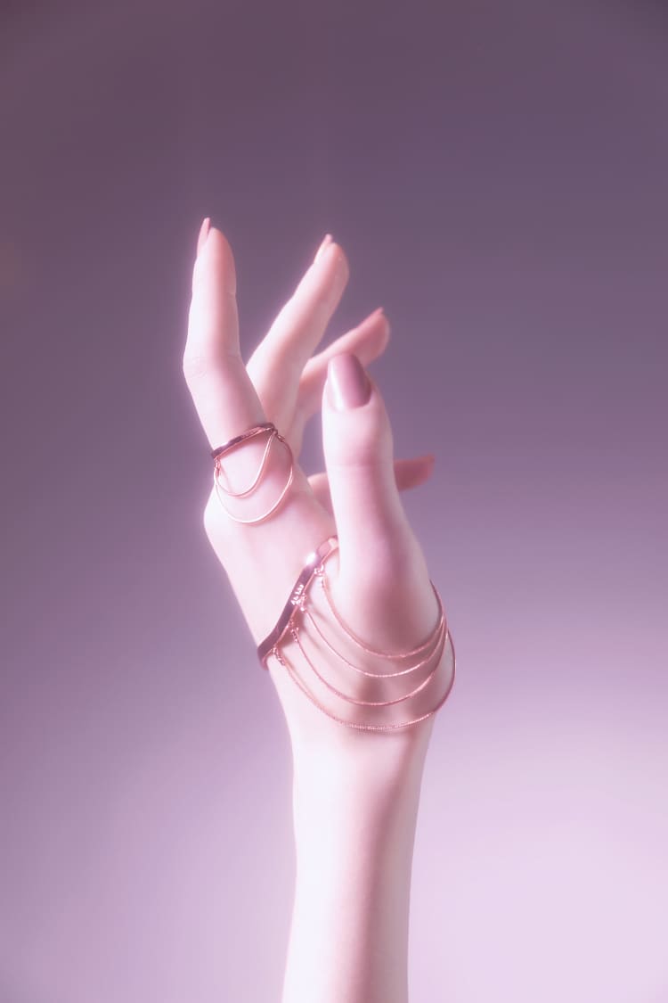 Set di catene da mano in oro rosa