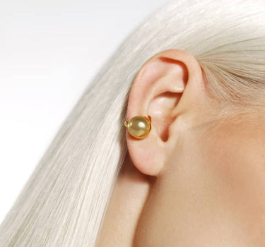 Ear cuff a cerchietto con sfera in oro