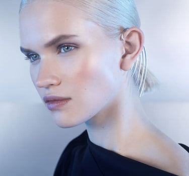 Ear cuff avvolgente in argento