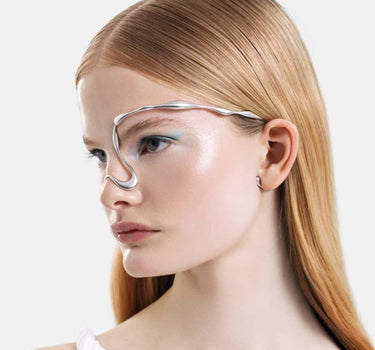 gioiello facciale a forma organica in argento