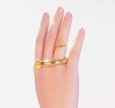 Anello in oro con quarzo