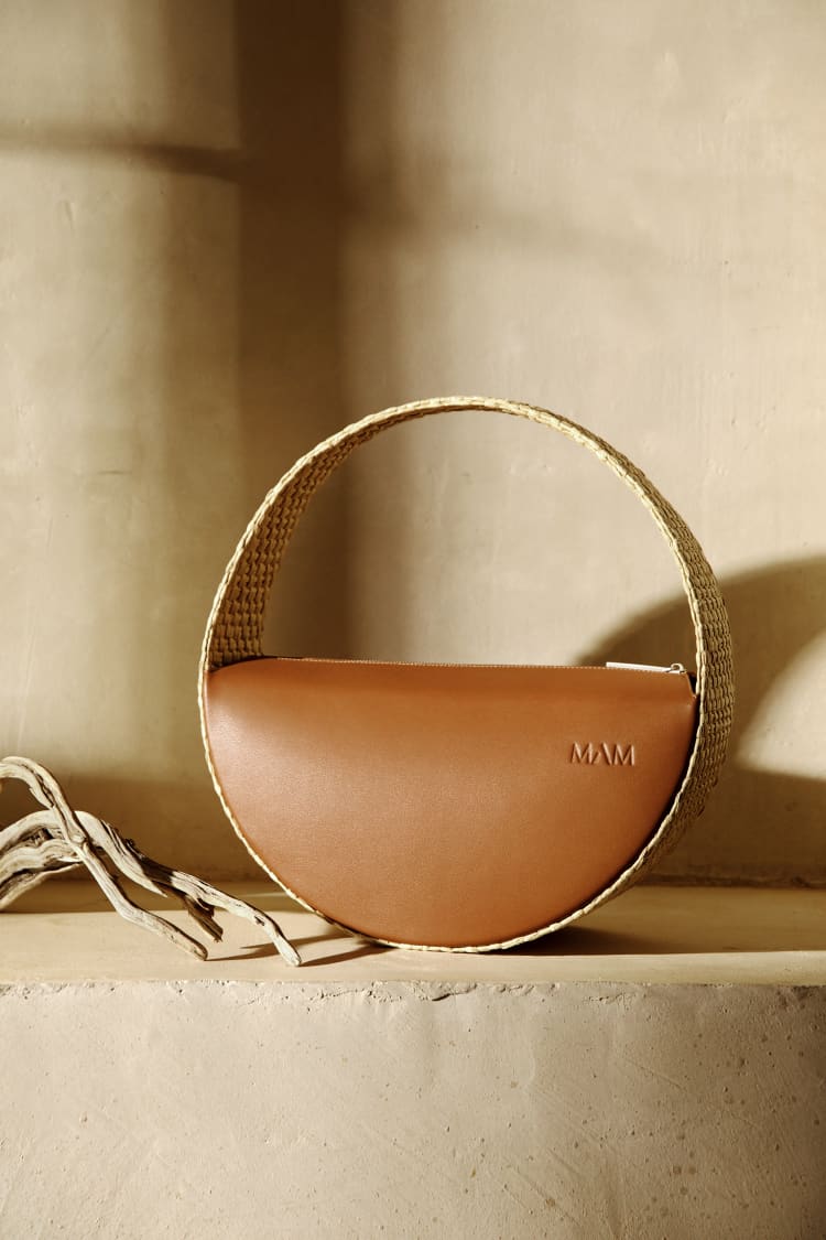 Borsa rotonda media in rafia