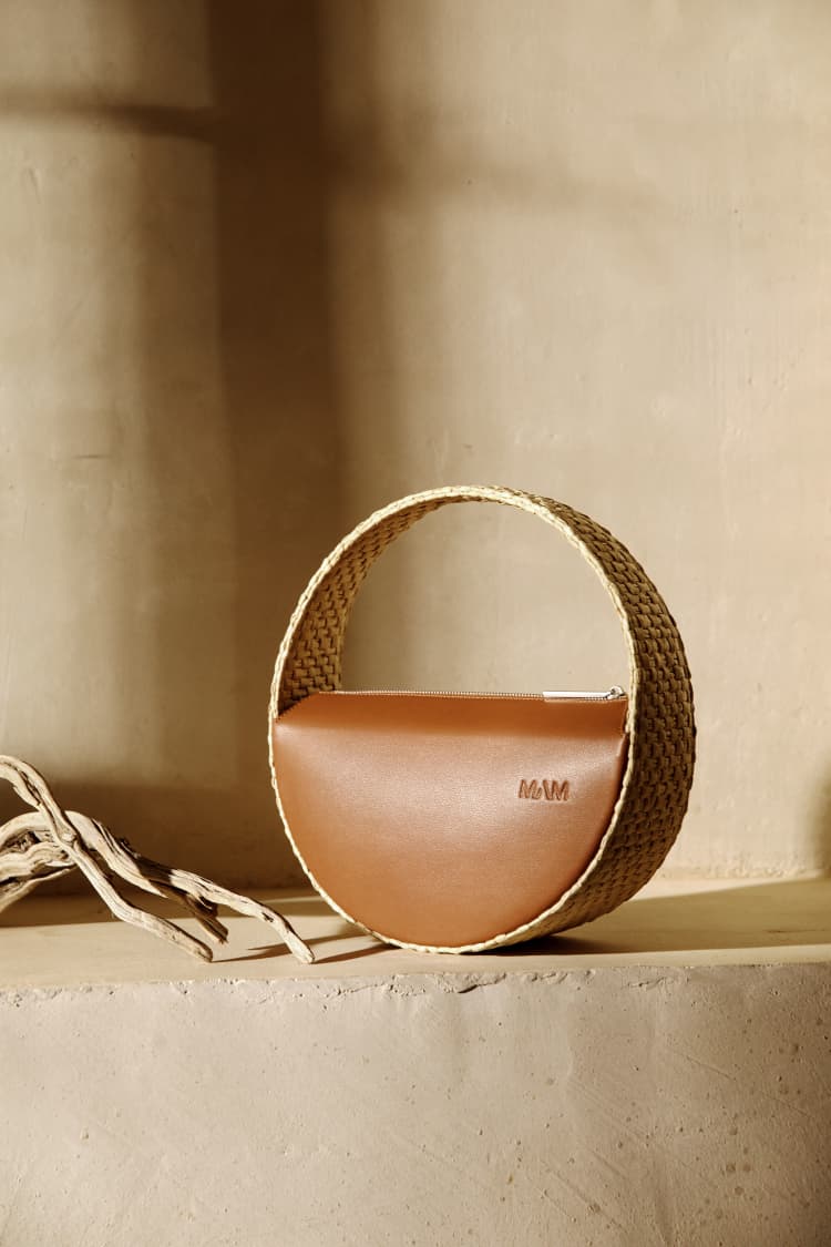 Borsa rotonda piccola in rafia