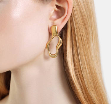 orecchini a cerchio liquidi in oro