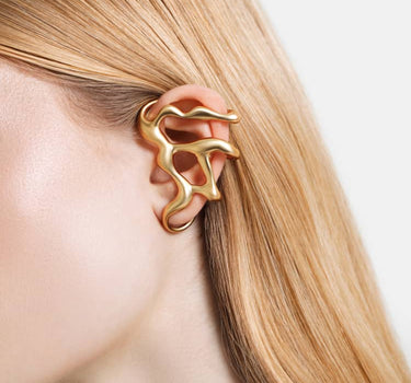 earcuff liquido in oro per l’intero orecchio