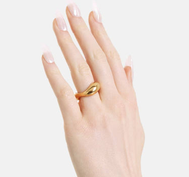 anello gonfio in oro