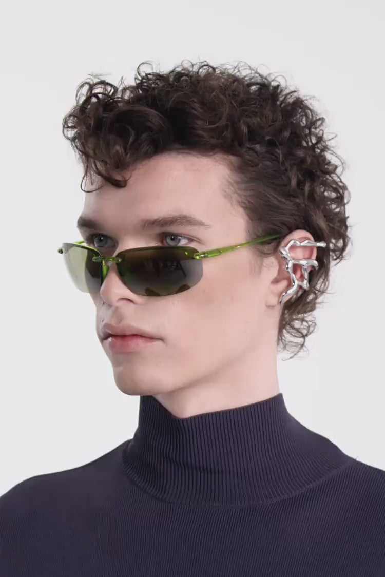 earcuff liquido in argento per l’intero orecchio da uomo
