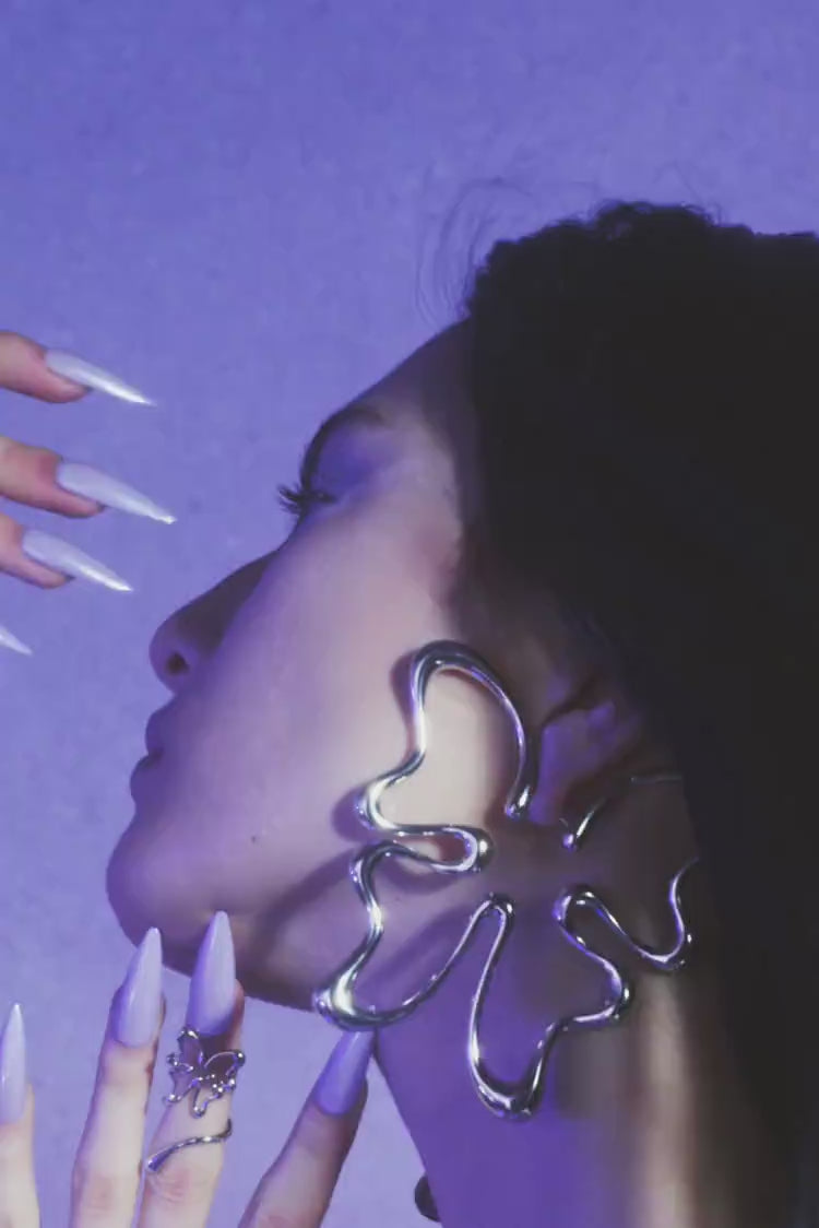 Grande orecchino a farfalla in argento